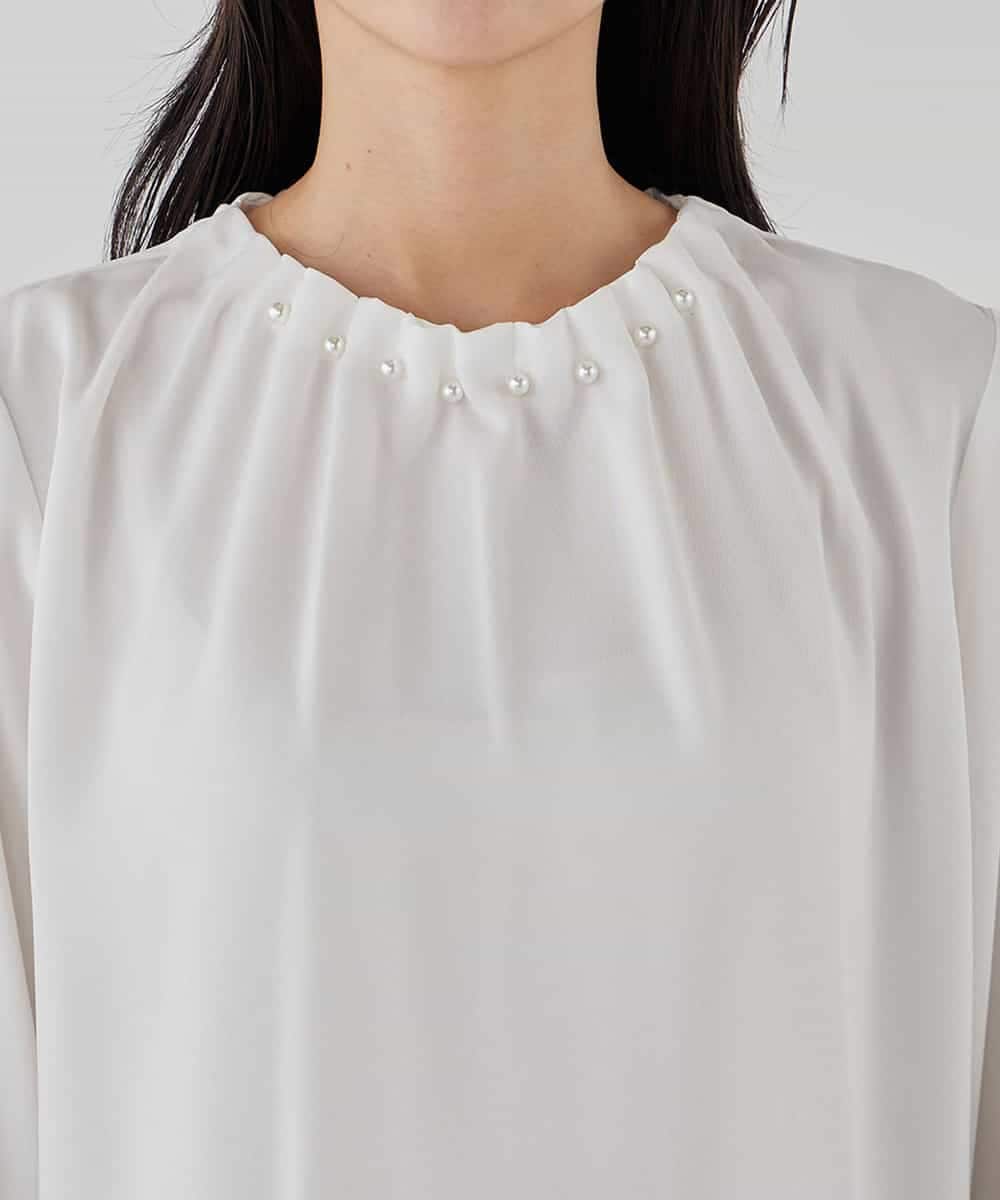 KBBCD03059 a.v.v(アー・ヴェ・ヴェ) 【洗える】タックネックブラウス ライトブルー