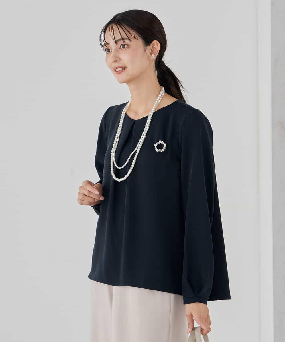 KBBCD05059 a.v.v(アー・ヴェ・ヴェ) サテンバックフレアブラウス【洗える/速乾/毛玉になりにくい/イージーケア】 ブラック