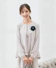 KBBCD05059 a.v.v(アー・ヴェ・ヴェ) サテンバックフレアブラウス【洗える/速乾/毛玉になりにくい/イージーケア】 ブラック