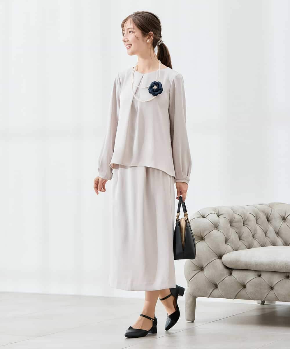 KBBCD05059 a.v.v(アー・ヴェ・ヴェ) サテンバックフレアブラウス【洗える/速乾/毛玉になりにくい/イージーケア】 ブラック