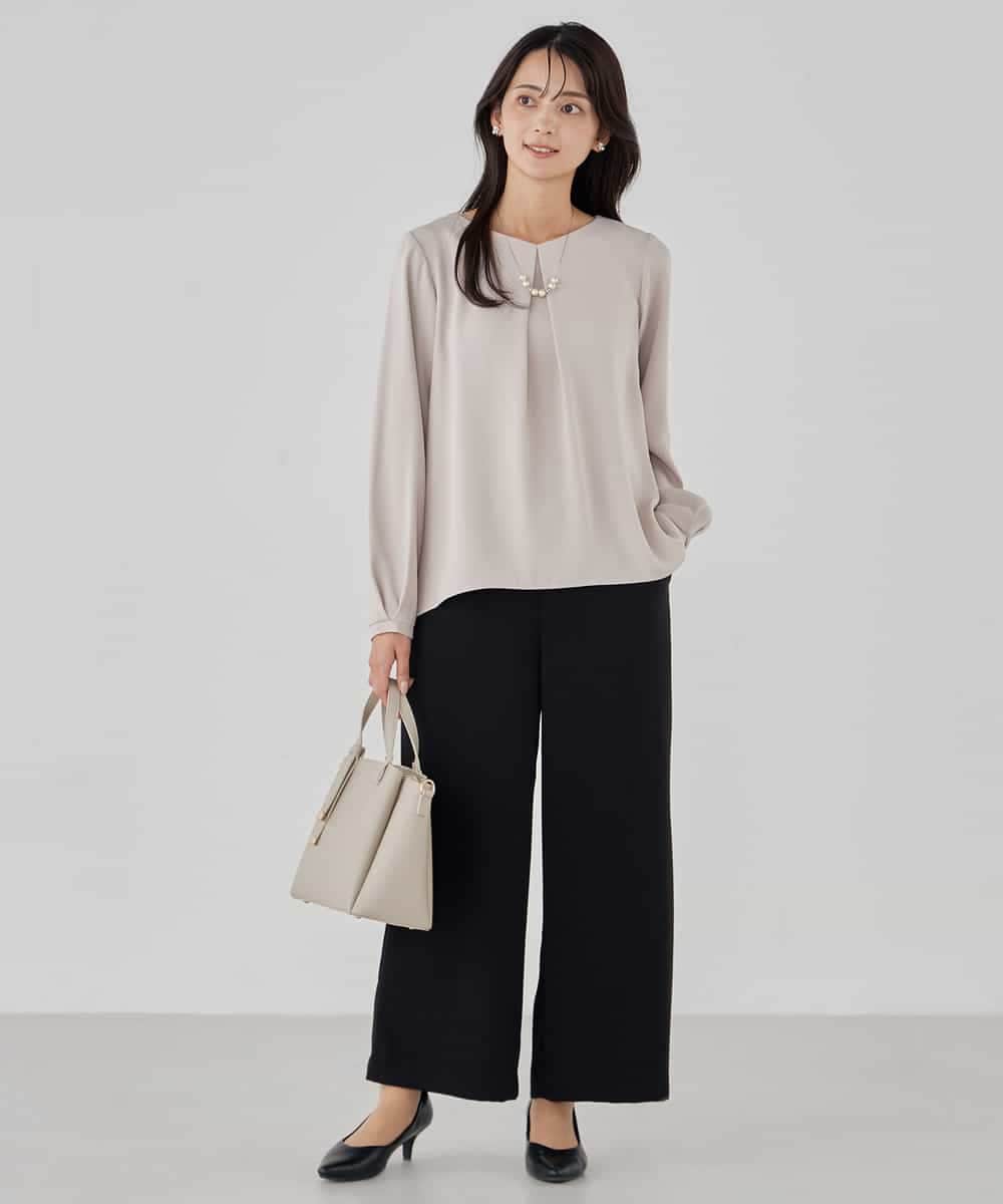 KBBCD05059 a.v.v(アー・ヴェ・ヴェ) サテンバックフレアブラウス【洗える/速乾/毛玉になりにくい/イージーケア】 ブラック