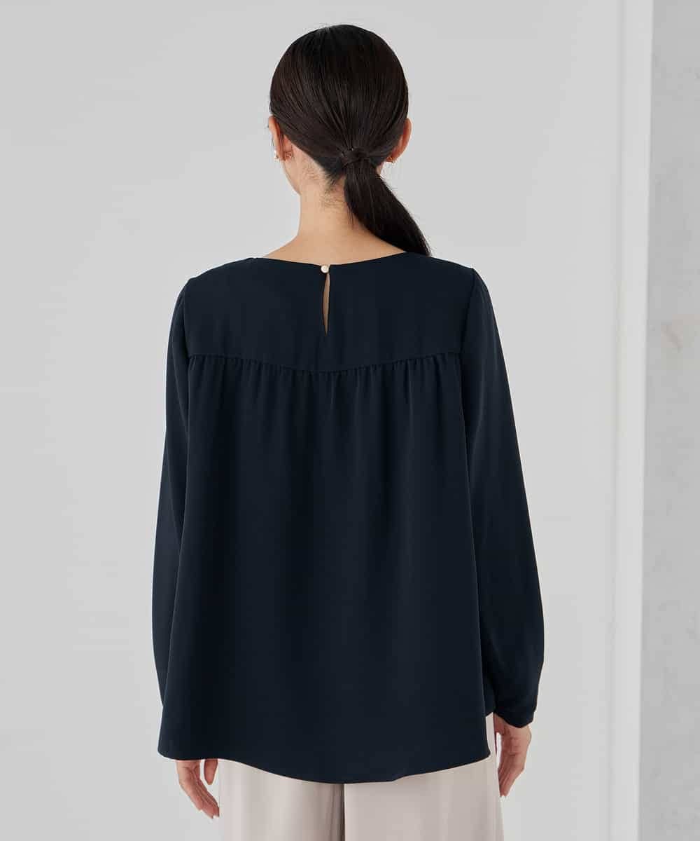 KBBCD05059 a.v.v(アー・ヴェ・ヴェ) サテンバックフレアブラウス【洗える/速乾/毛玉になりにくい/イージーケア】 ブラック