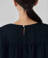 KBBCD05059 a.v.v(アー・ヴェ・ヴェ) サテンバックフレアブラウス【洗える/速乾/毛玉になりにくい/イージーケア】 ブラック