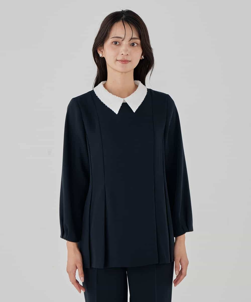 KBBCD06059 a.v.v(アー・ヴェ・ヴェ) 2WAYサテン襟付きペプラムブラウス【洗える/速乾/毛玉になりにくい/イージーケア】 ネイビー
