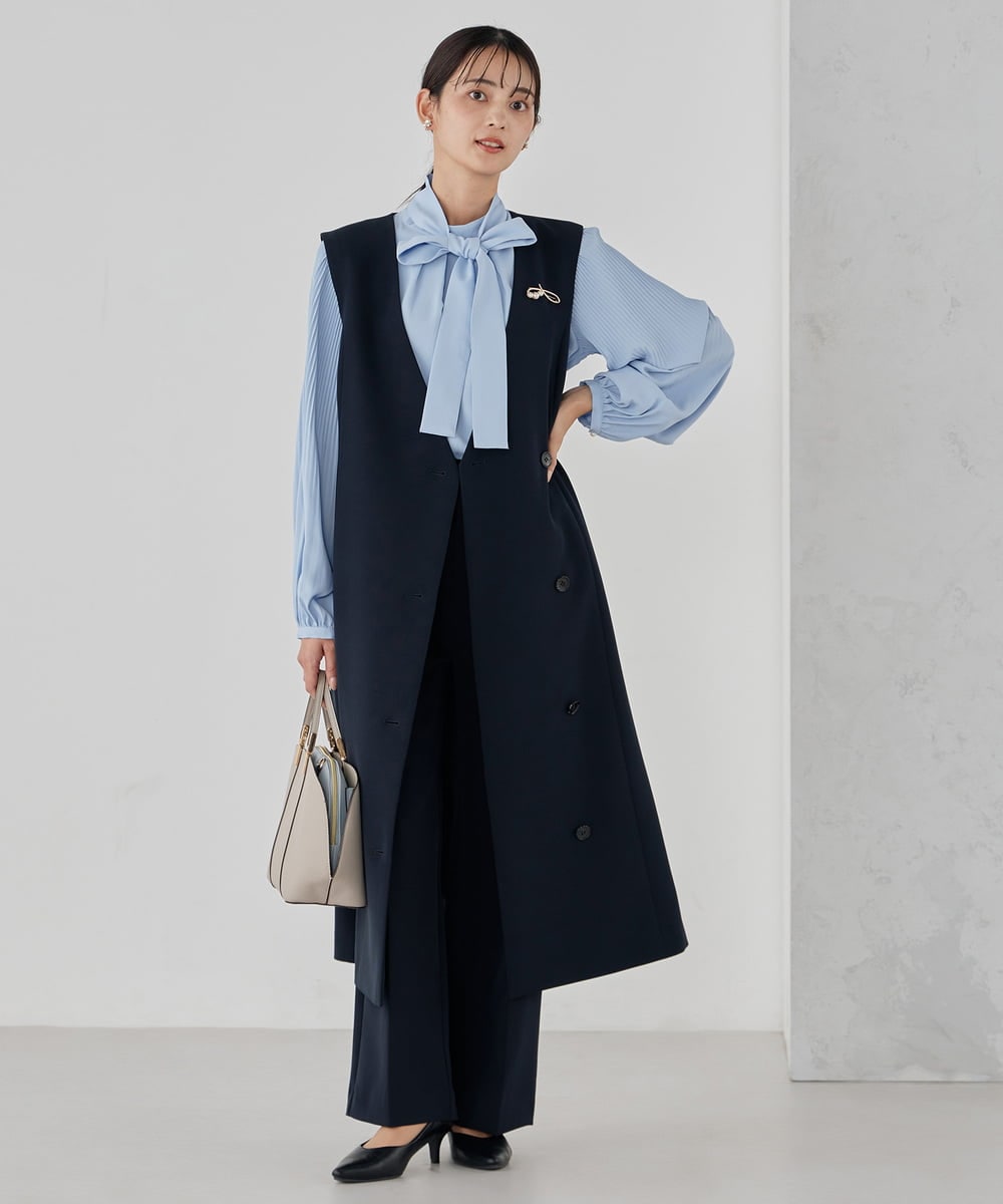 KBBCD07059 a.v.v(アー・ヴェ・ヴェ) 【洗える】2WAY袖プリーツボウタイブラウス ライトブルー