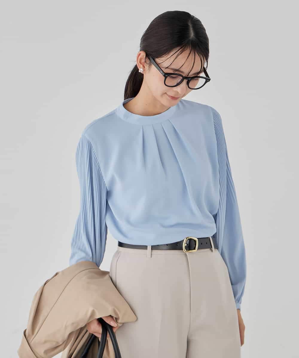 KBBCD07059 a.v.v(アー・ヴェ・ヴェ) 【洗える】2WAY袖プリーツボウタイブラウス ライトブルー