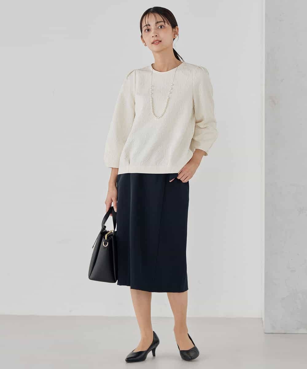 KBBCD08059 a.v.v(アー・ヴェ・ヴェ) ジャガードコクーンブラウス アイボリー