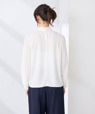 KBBCD14059 a.v.v(アー・ヴェ・ヴェ) 【洗える】2WAY袖プリーツボウタイブラウス ホワイト