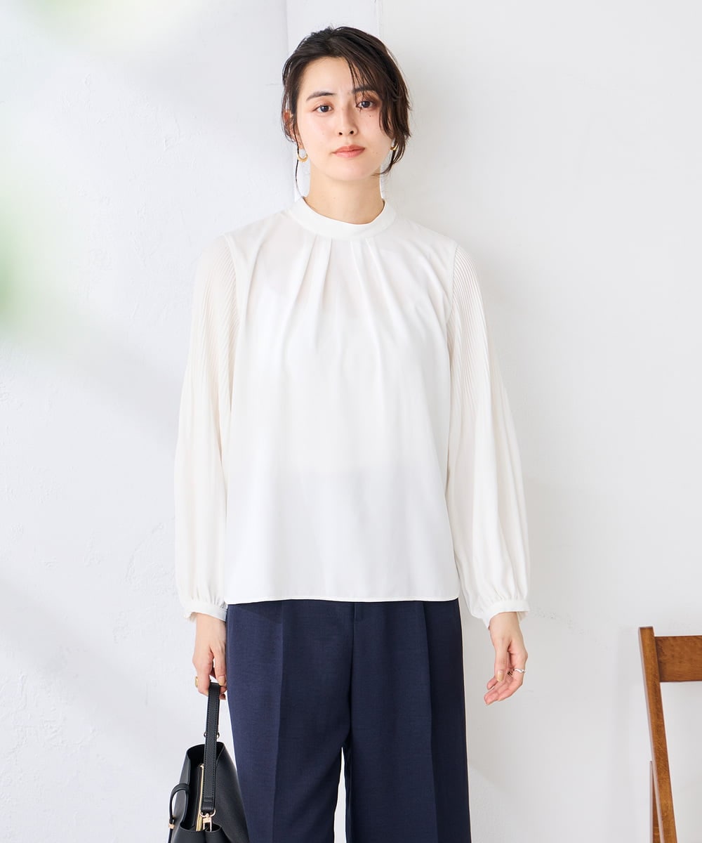 KBBCD14059 a.v.v(アー・ヴェ・ヴェ) 【洗える】2WAY袖プリーツボウタイブラウス ホワイト