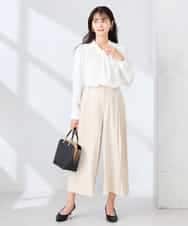 KBBFE09059 a.v.v(アー・ヴェ・ヴェ) 幾何柄ボウタイ風ブラウス ライトブルー