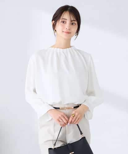KBBFE11059 a.v.v 【洗える】タックネックブラウス