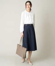 KBBFW12054 a.v.v(アー・ヴェ・ヴェ) タックネックレイヤードヘムブラウス ドット柄