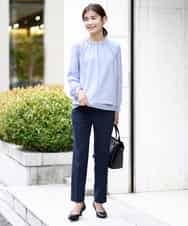 KBBFW12054 a.v.v(アー・ヴェ・ヴェ) タックネックレイヤードヘムブラウス ドット柄
