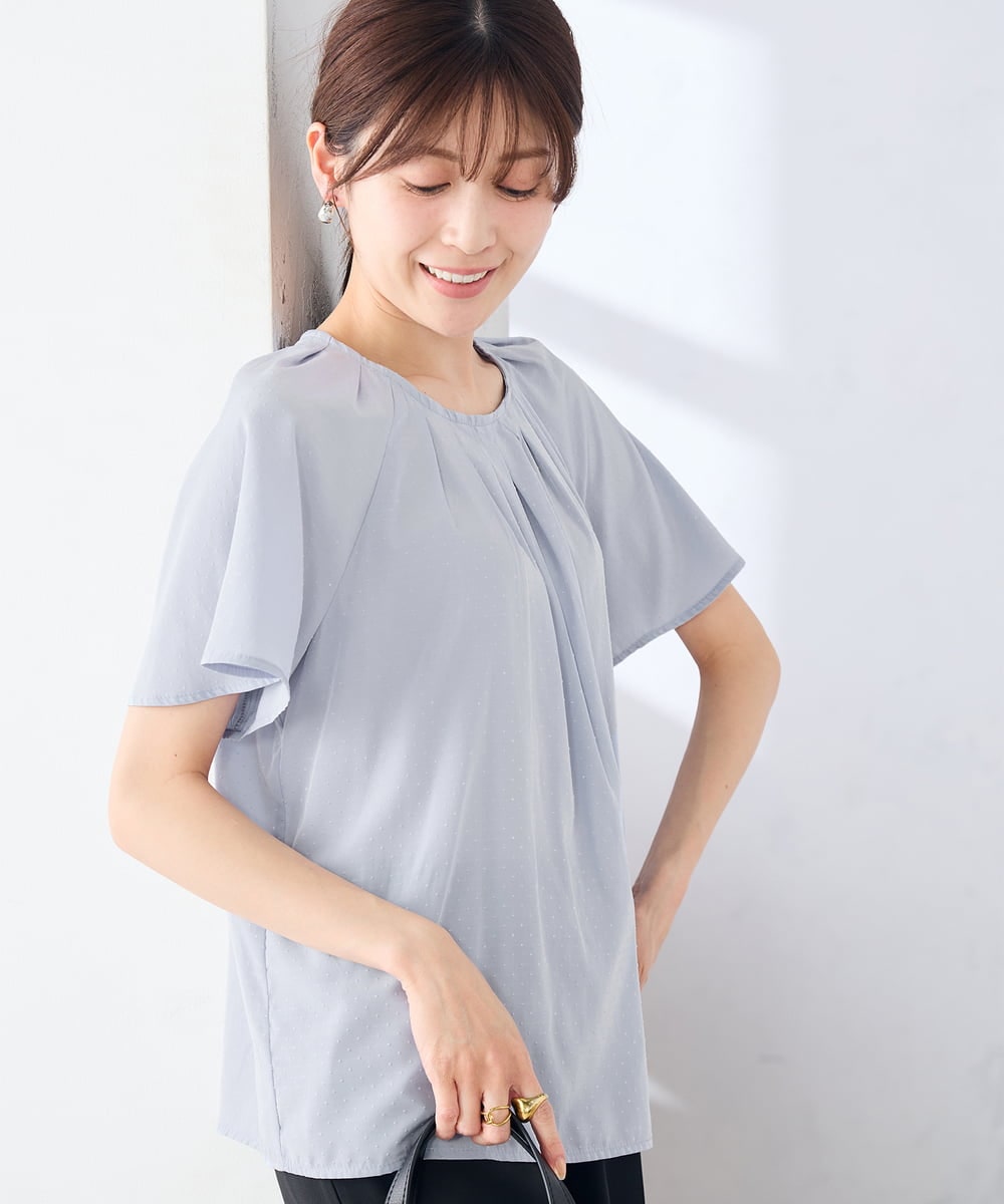KBBGE11059 a.v.v(アー・ヴェ・ヴェ) 【洗える】ドビードットフレアスリーブブラウス ライトブルー