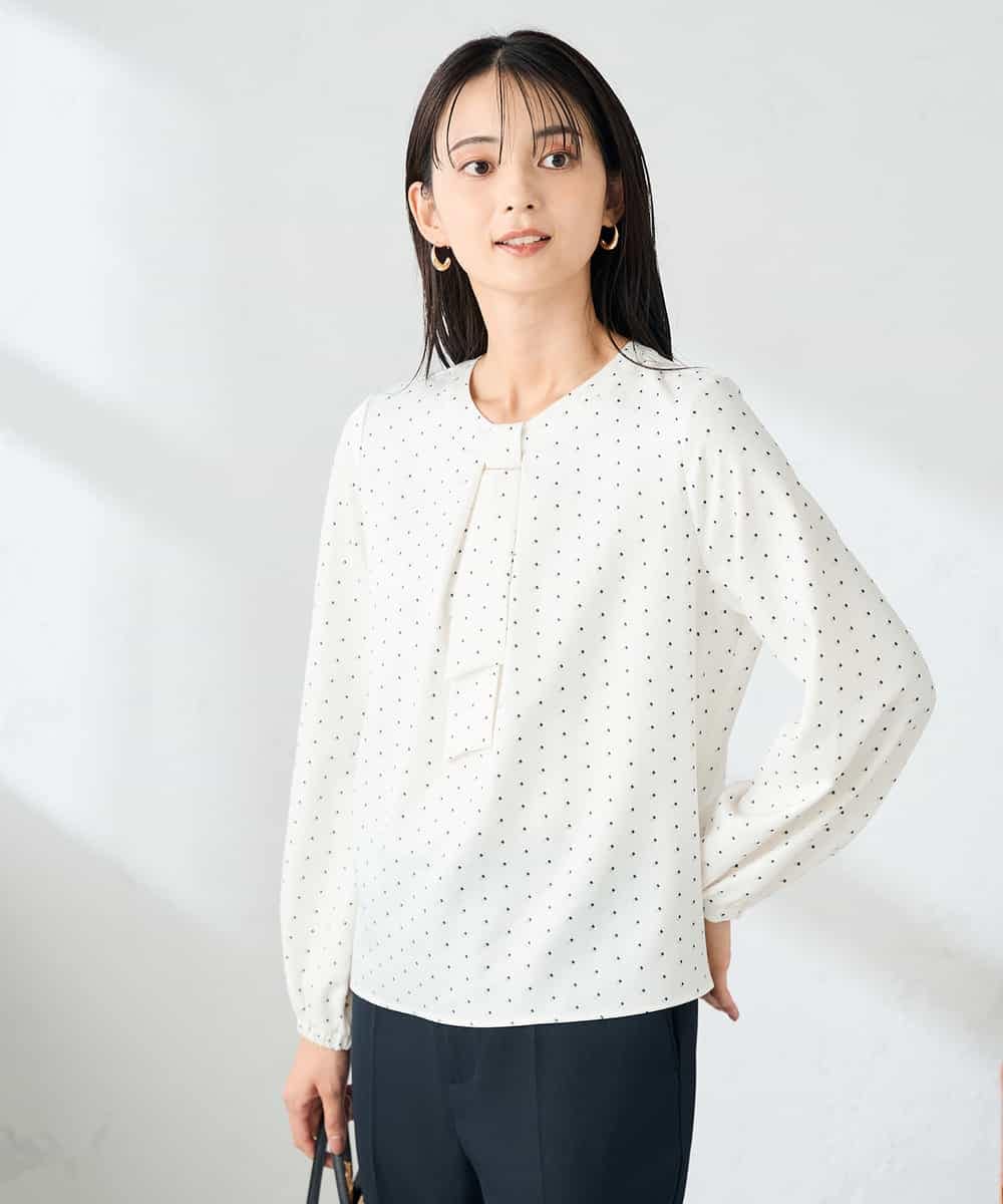 KBBLB04059 a.v.v(アー・ヴェ・ヴェ) 【洗える】バーチャームボウタイブラウス グリーン