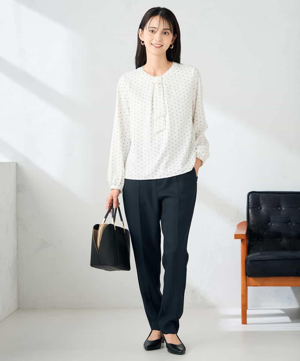 KBBLB04059 a.v.v(アー・ヴェ・ヴェ) 【洗える】バーチャームボウタイブラウス グリーン