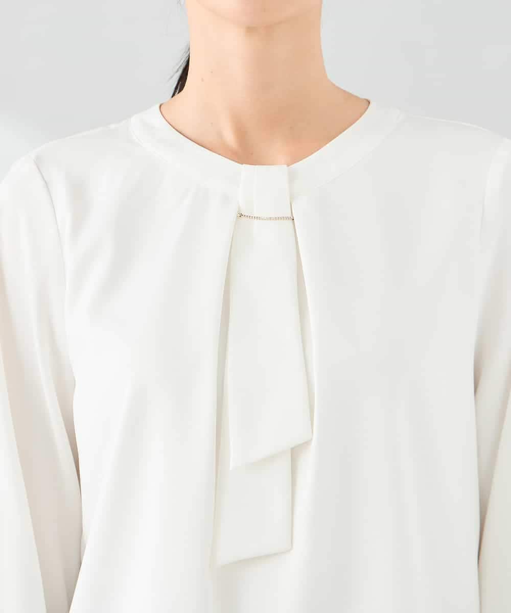 KBBLB04059 a.v.v(アー・ヴェ・ヴェ) 【洗える】バーチャームボウタイブラウス グリーン