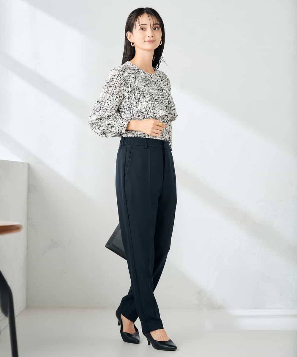 KBBLB06059 a.v.v(アー・ヴェ・ヴェ) 【洗える】プリントケープ風ブラウス ベージュ