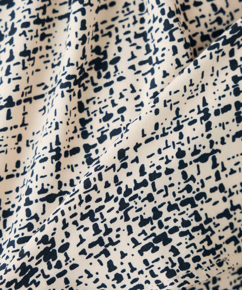 KBBLB06059 a.v.v(アー・ヴェ・ヴェ) 【洗える】プリントケープ風ブラウス ベージュ