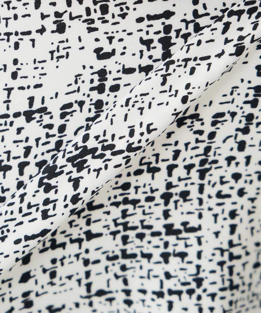 KBBLB06059 a.v.v(アー・ヴェ・ヴェ) 【洗える】プリントケープ風ブラウス ベージュ