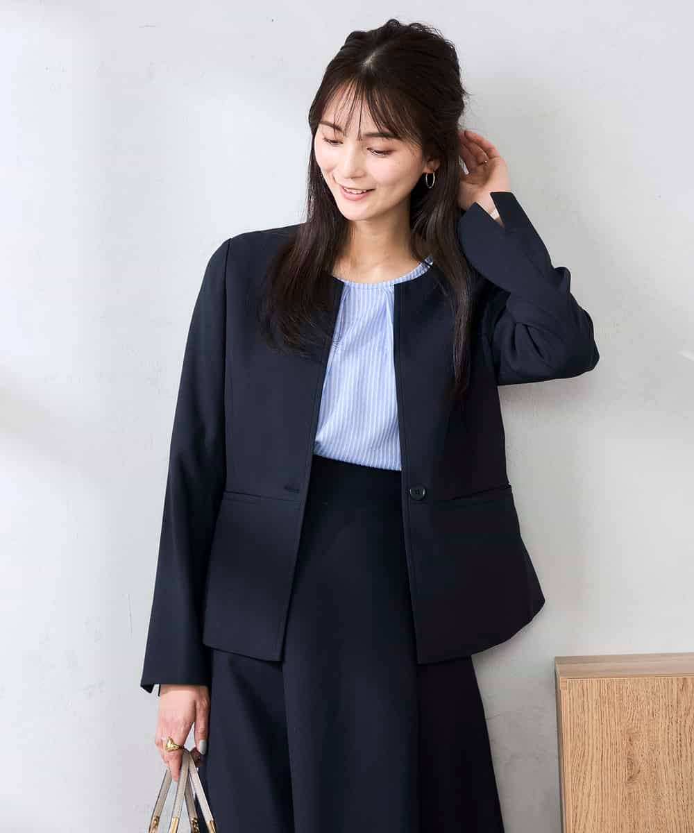 KBDFE21109 a.v.v(アー・ヴェ・ヴェ) 【洗える/UVカット】リネンライクストレッチキーネックジャケット ネイビー