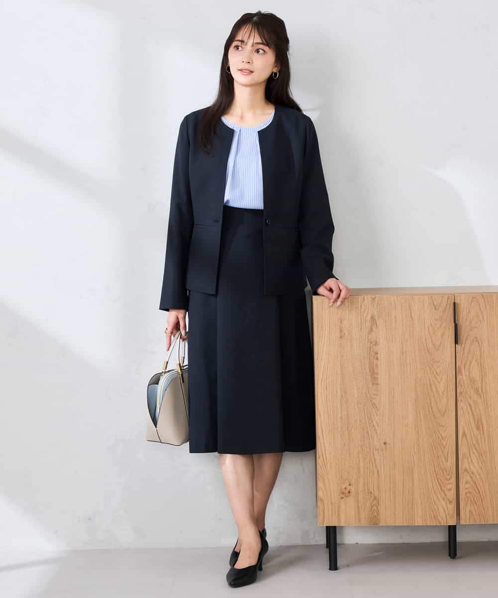 KBDFE21109 a.v.v(アー・ヴェ・ヴェ) 【洗える/UVカット】リネンライクストレッチキーネックジャケット ネイビー