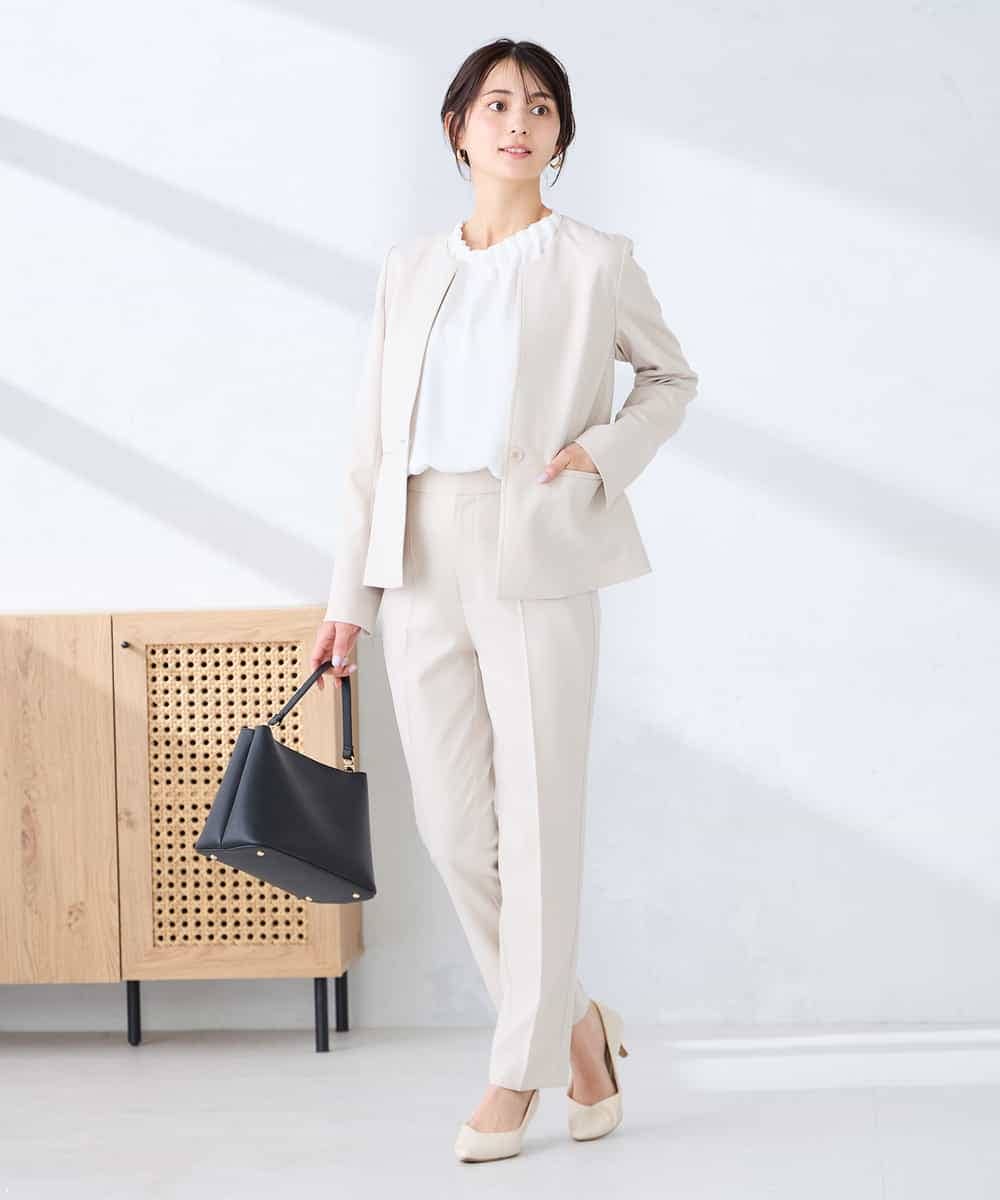 KBDFE21109 a.v.v(アー・ヴェ・ヴェ) 【洗える/UVカット】リネンライクストレッチキーネックジャケット ネイビー