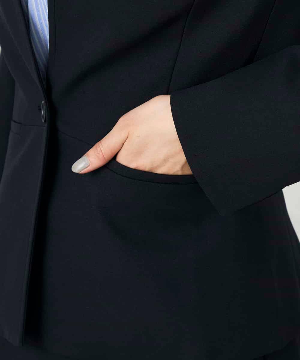 KBDFE21109 a.v.v(アー・ヴェ・ヴェ) 【洗える/UVカット】リネンライクストレッチキーネックジャケット ネイビー