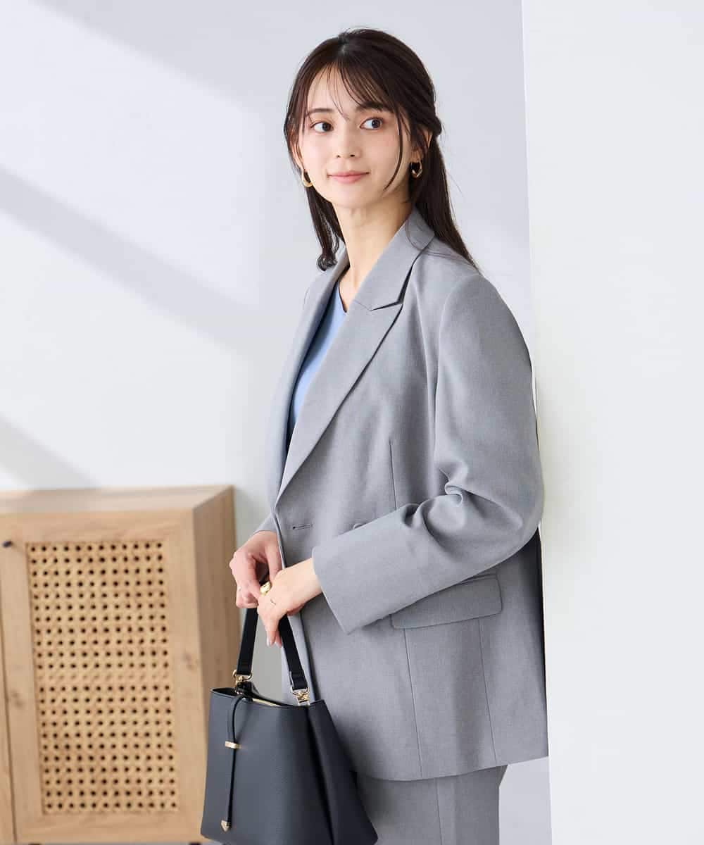 KBDFE23109 a.v.v(アー・ヴェ・ヴェ) 【洗える/UVカット】リネンライクストレッチダブルブレストジャケット ネイビー