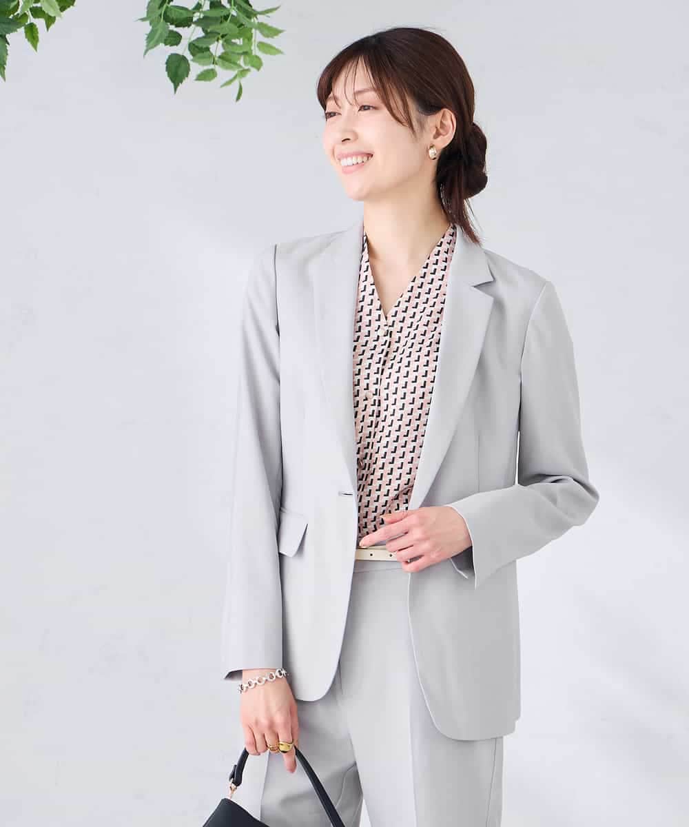 KBDGE32109 a.v.v(アー・ヴェ・ヴェ) 【接触冷感/イージーケア/UVカット/吸水速乾】サマーストレッチテーラードジャケット ネイビー