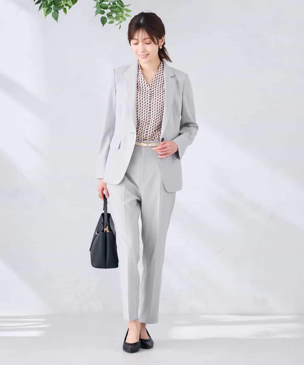 KBDGE32109 a.v.v(アー・ヴェ・ヴェ) 【接触冷感/イージーケア/UVカット/吸水速乾】サマーストレッチテーラードジャケット ネイビー