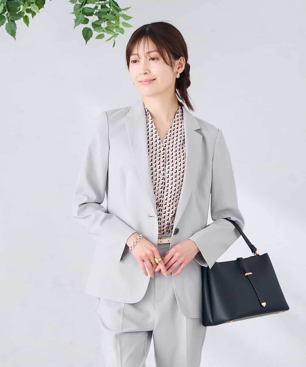 KBDGE32109 a.v.v(アー・ヴェ・ヴェ) 【接触冷感/イージーケア/UVカット/吸水速乾】サマーストレッチテーラードジャケット ライトグレー