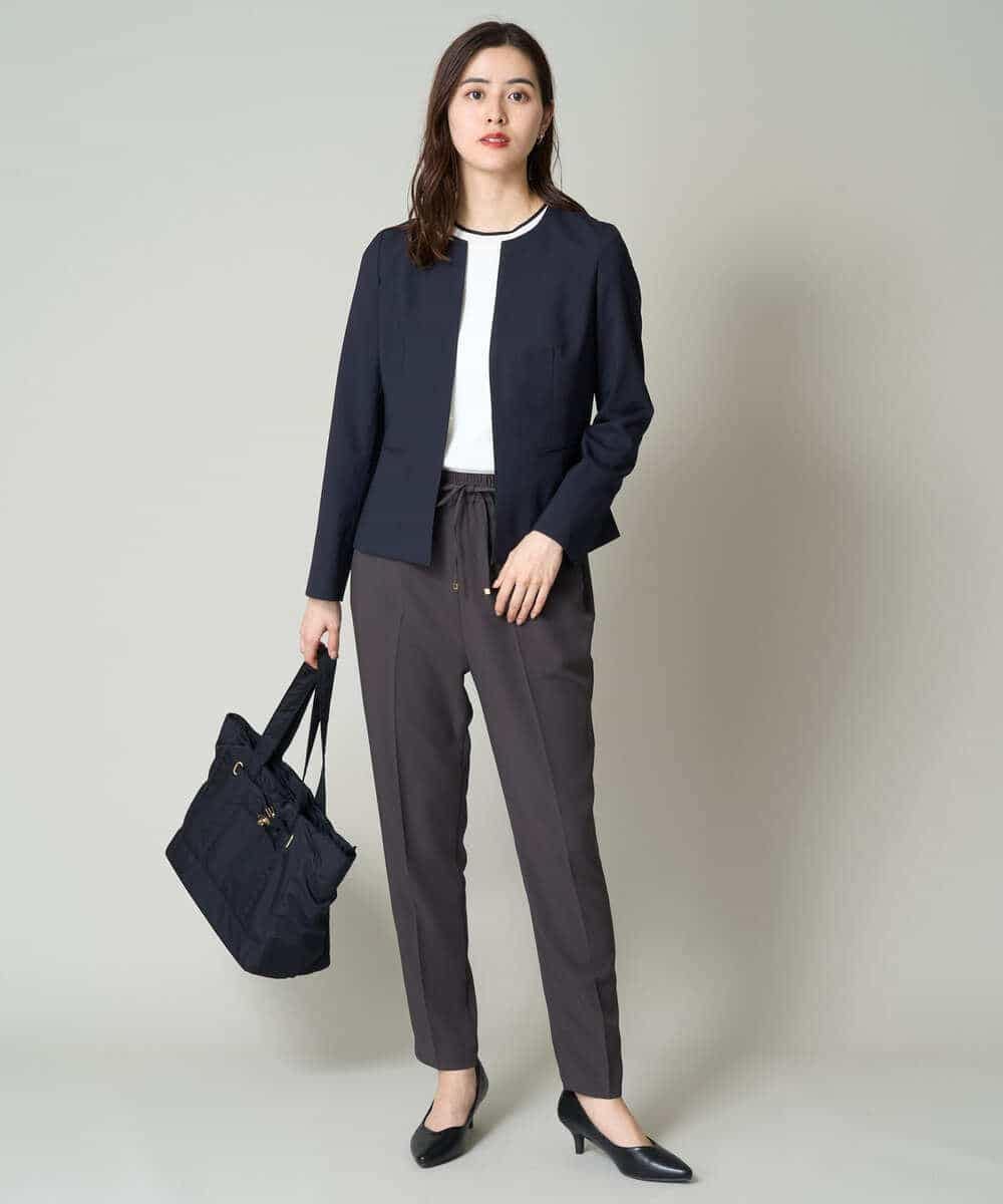 KBDGW31109 a.v.v(アー・ヴェ・ヴェ) 【接触冷感/洗える/UVカット】オックスストレッチキーネックジャケット【Reflax】 ライトグレー