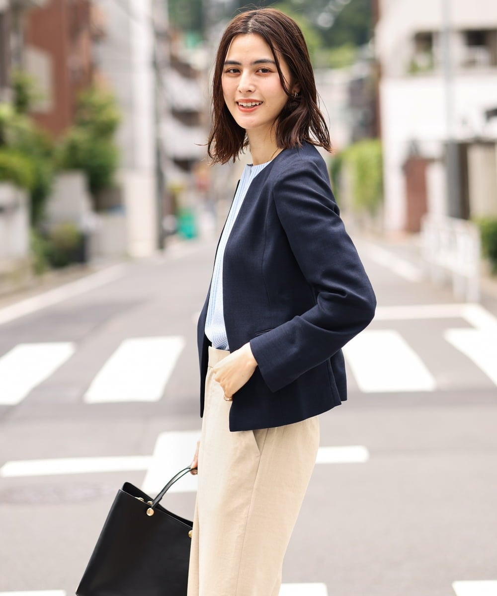 KBDHQ26099 a.v.v(アー・ヴェ・ヴェ) 【洗える/セットアップ対応】麻調ツイルキーネックジャケット ベージュ
