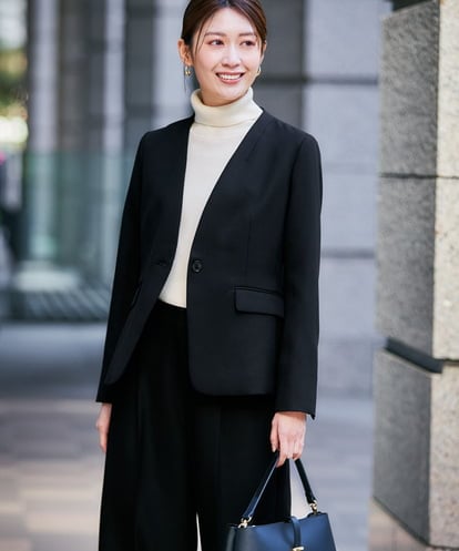 KBDLB11129 a.v.v 【洗える/イージーケア/ストレッチ】パウダーツイルVネックジャケット