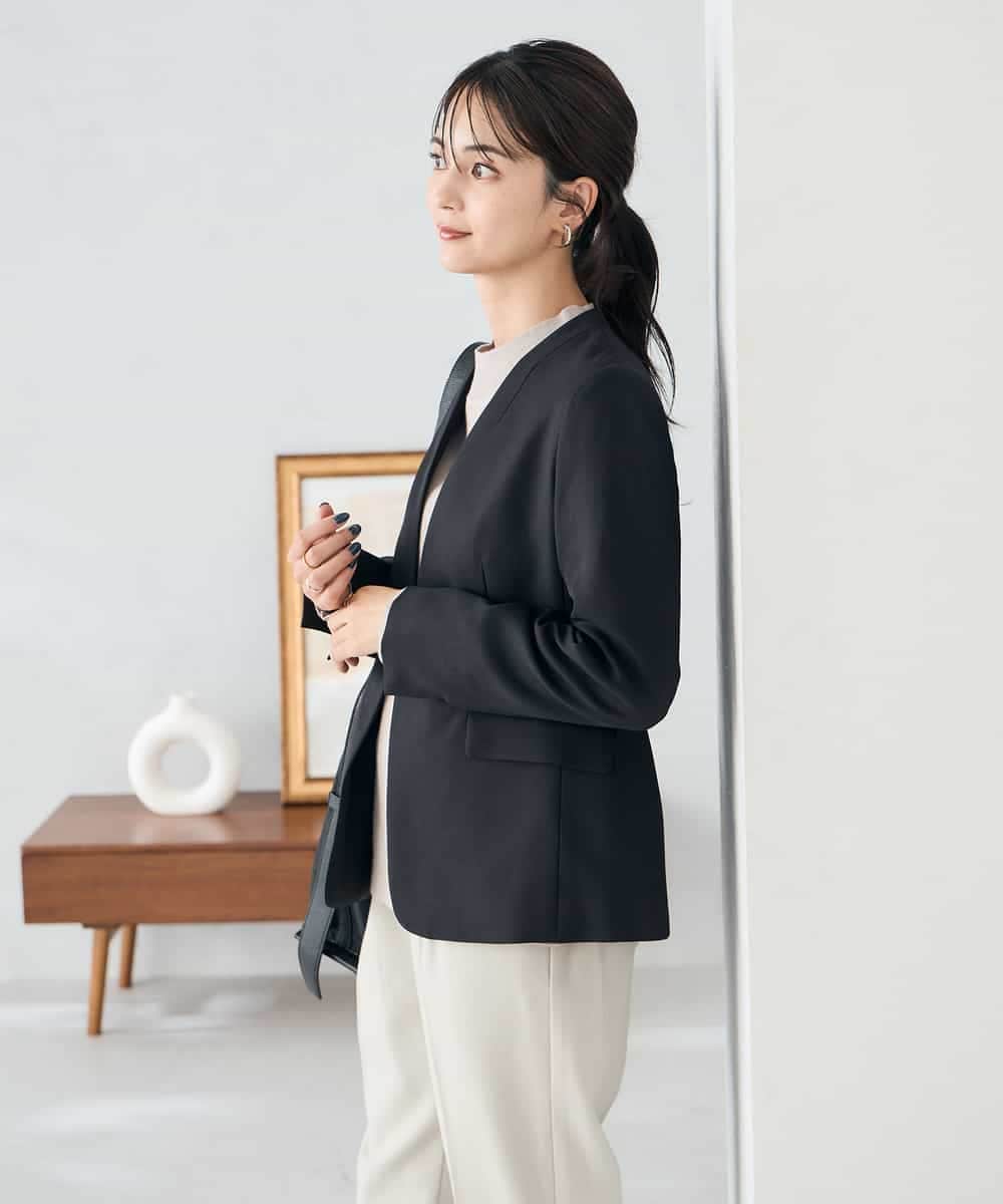 KBDLB11129 a.v.v(アー・ヴェ・ヴェ) 【洗える/イージーケア/ストレッチ】パウダーツイルVネックジャケット ネイビー