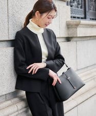 KBDLB12129 a.v.v(アー・ヴェ・ヴェ) 【洗える/イージーケア/ストレッチ】パウダーツイルキーネックジャケット ネイビー