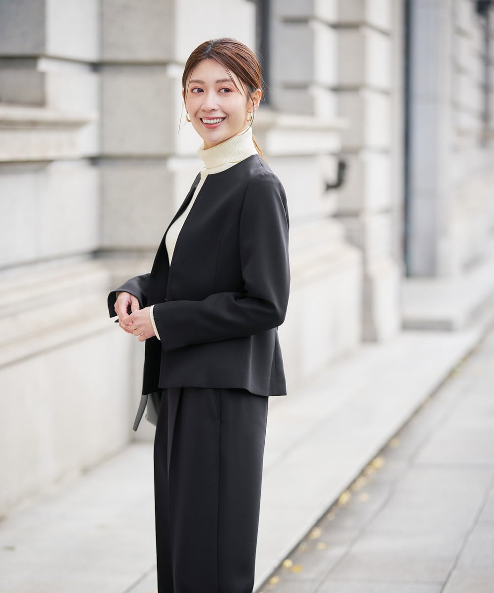 KBDLB12129 a.v.v(アー・ヴェ・ヴェ) 【洗える/イージーケア/ストレッチ】パウダーツイルキーネックジャケット ネイビー