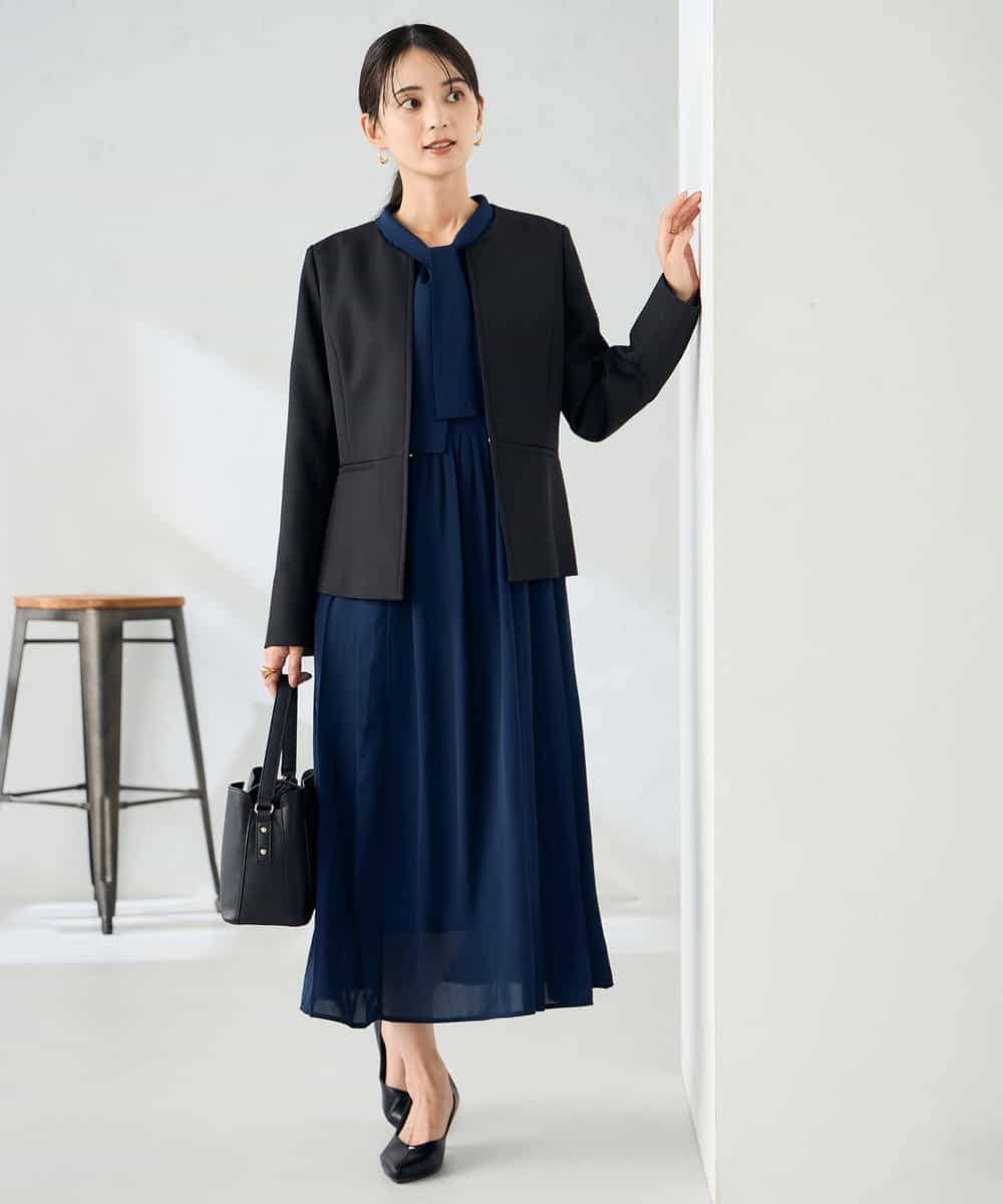 KBDLB12129 a.v.v(アー・ヴェ・ヴェ) 【洗える/イージーケア/ストレッチ】パウダーツイルキーネックジャケット ネイビー