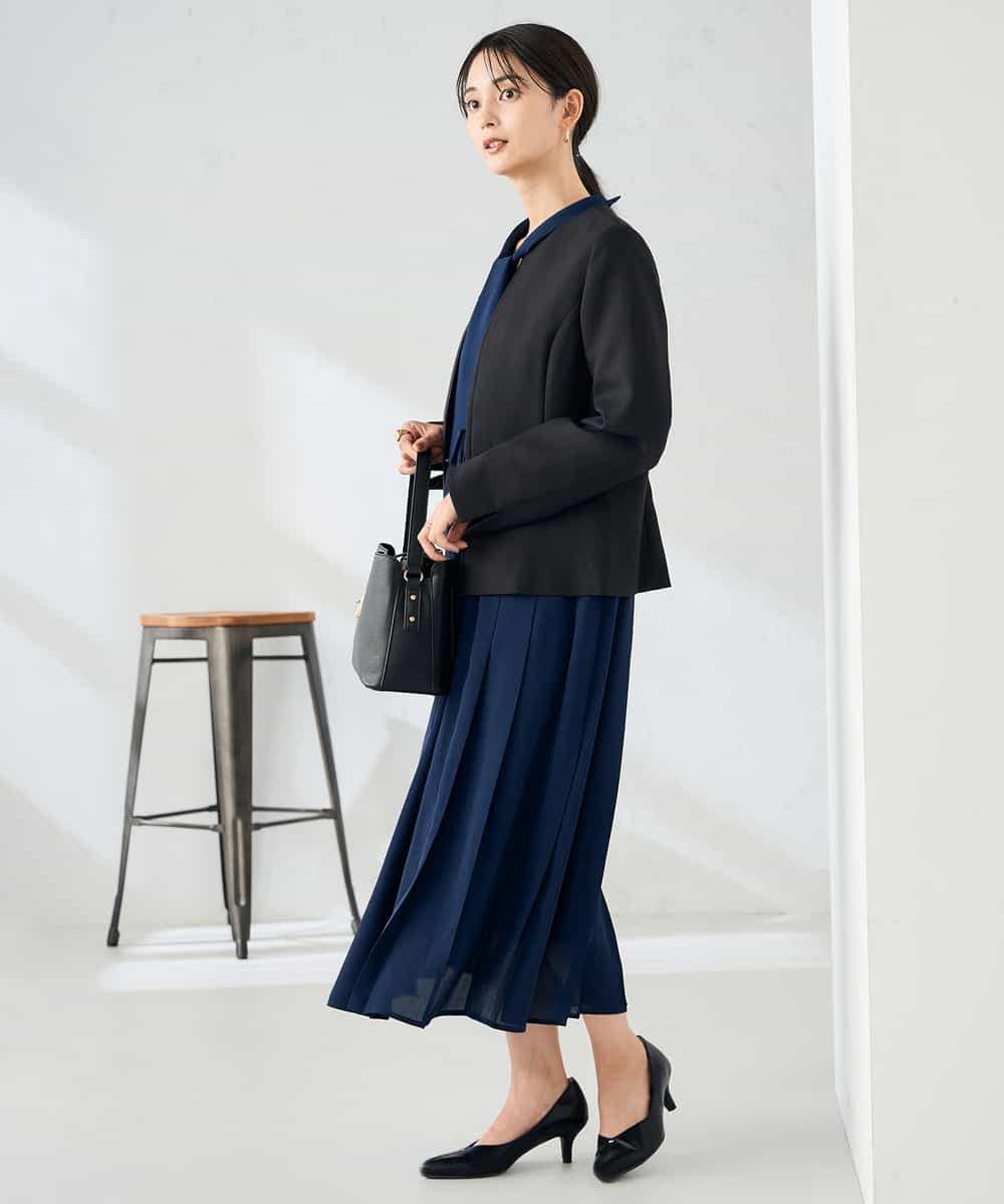 KBDLB12129 a.v.v(アー・ヴェ・ヴェ) 【洗える/イージーケア/ストレッチ】パウダーツイルキーネックジャケット ネイビー