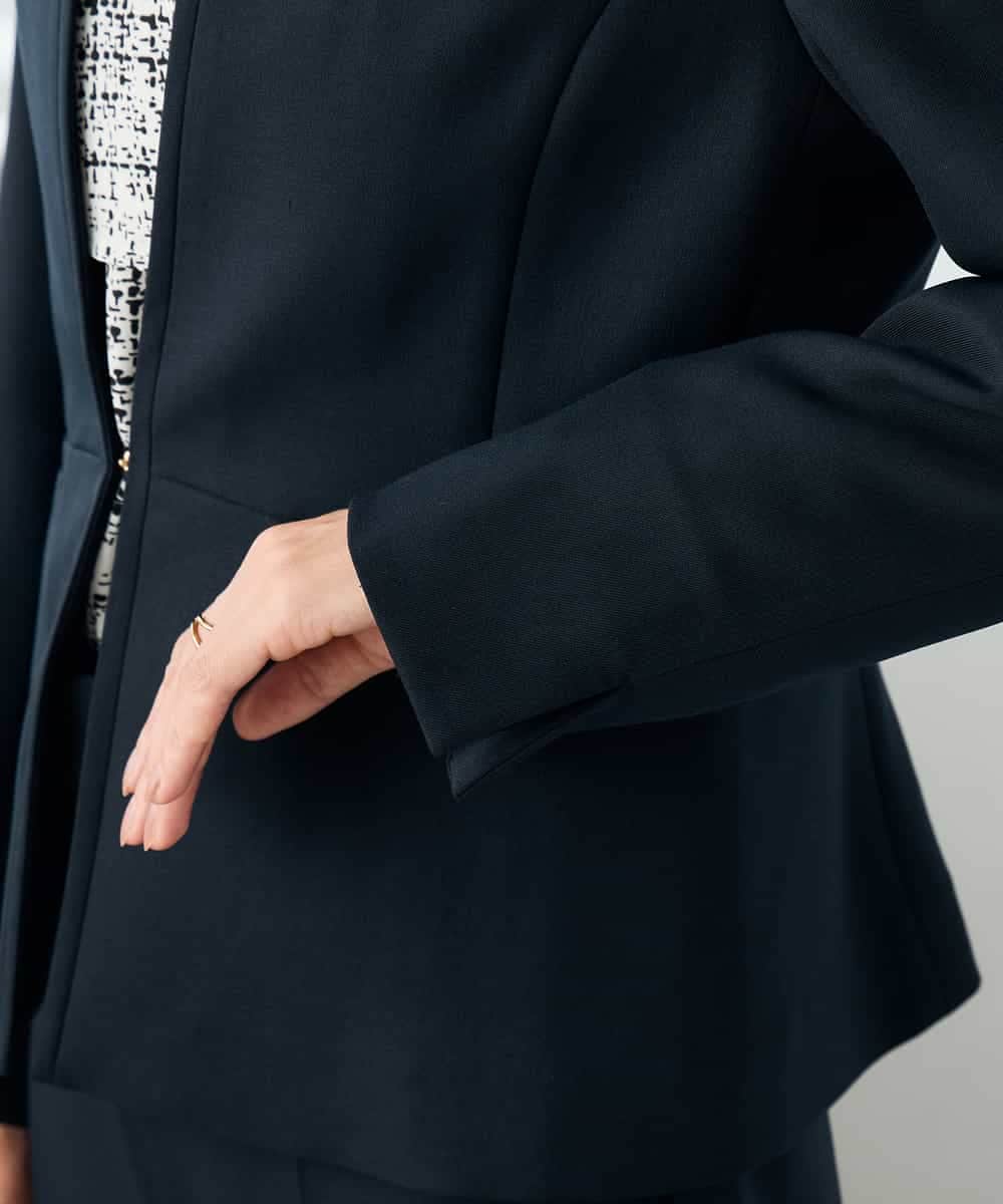 KBDLB12129 a.v.v(アー・ヴェ・ヴェ) 【洗える/イージーケア/ストレッチ】パウダーツイルキーネックジャケット ネイビー