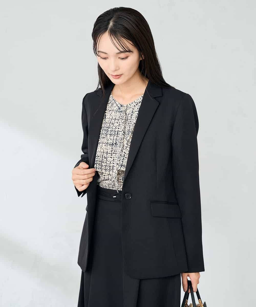 KBDLB13129 a.v.v(アー・ヴェ・ヴェ) 【洗える/イージーケア/ストレッチ】パウダーツイルテーラードジャケット ネイビー