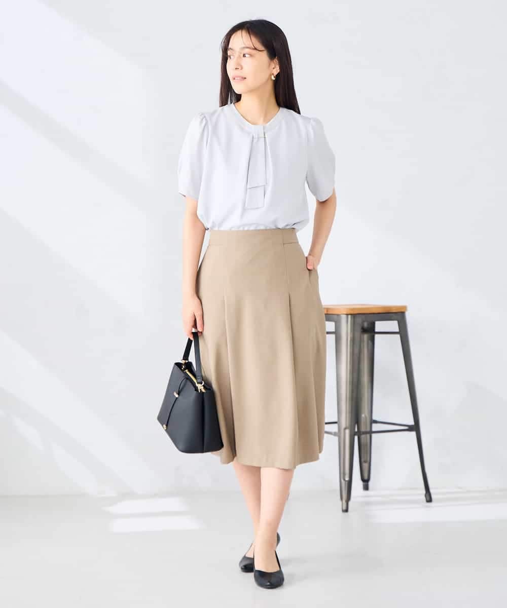 KBHGE30079 a.v.v(アー・ヴェ・ヴェ) 【接触冷感/イージーケア/UVカット/吸水速乾】サマーストレッチフレアスカート ネイビー