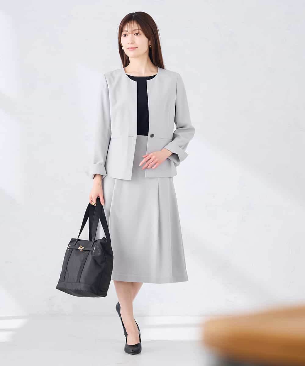 KBHGE30079 a.v.v(アー・ヴェ・ヴェ) 【接触冷感/イージーケア/UVカット/吸水速乾】サマーストレッチフレアスカート ネイビー