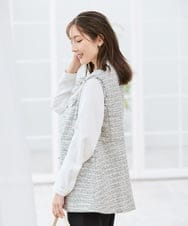 KBJCD01119 a.v.v(アー・ヴェ・ヴェ) ミックスツイードペプラムジレ アイボリー