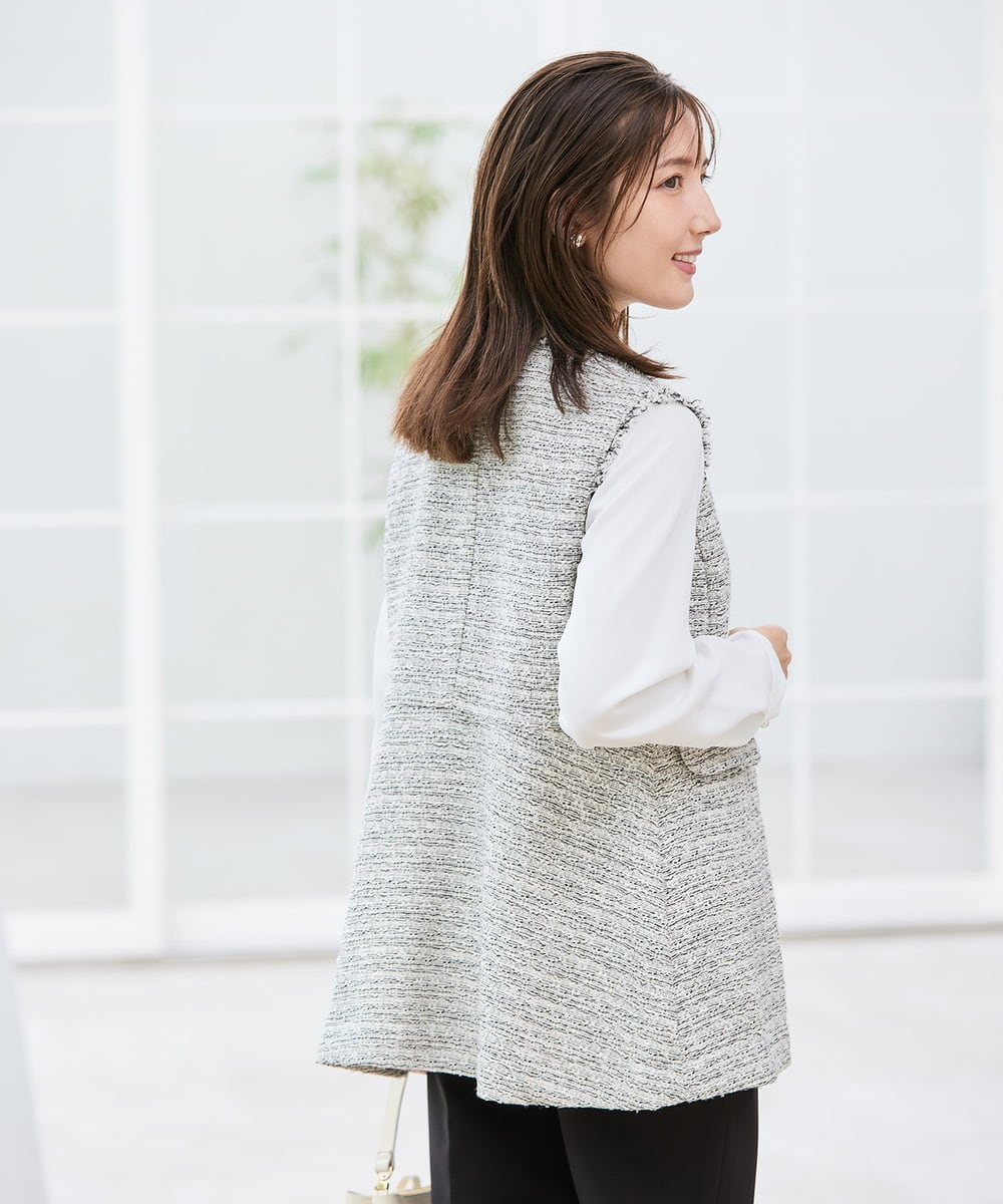 KBJCD01119 a.v.v(アー・ヴェ・ヴェ) ミックスツイードペプラムジレ アイボリー