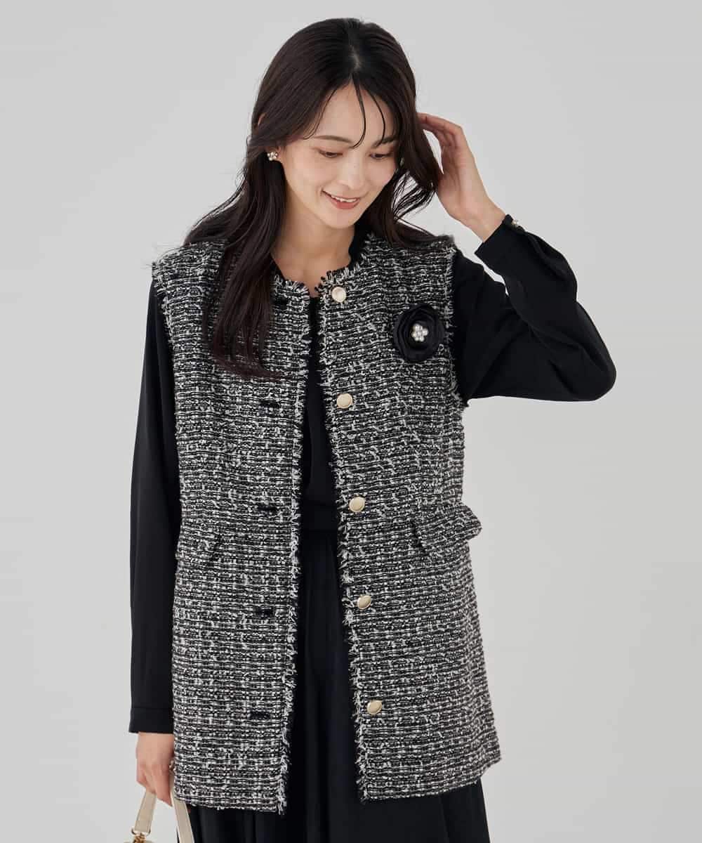 KBJCD01119 a.v.v(アー・ヴェ・ヴェ) ミックスツイードペプラムジレ アイボリー