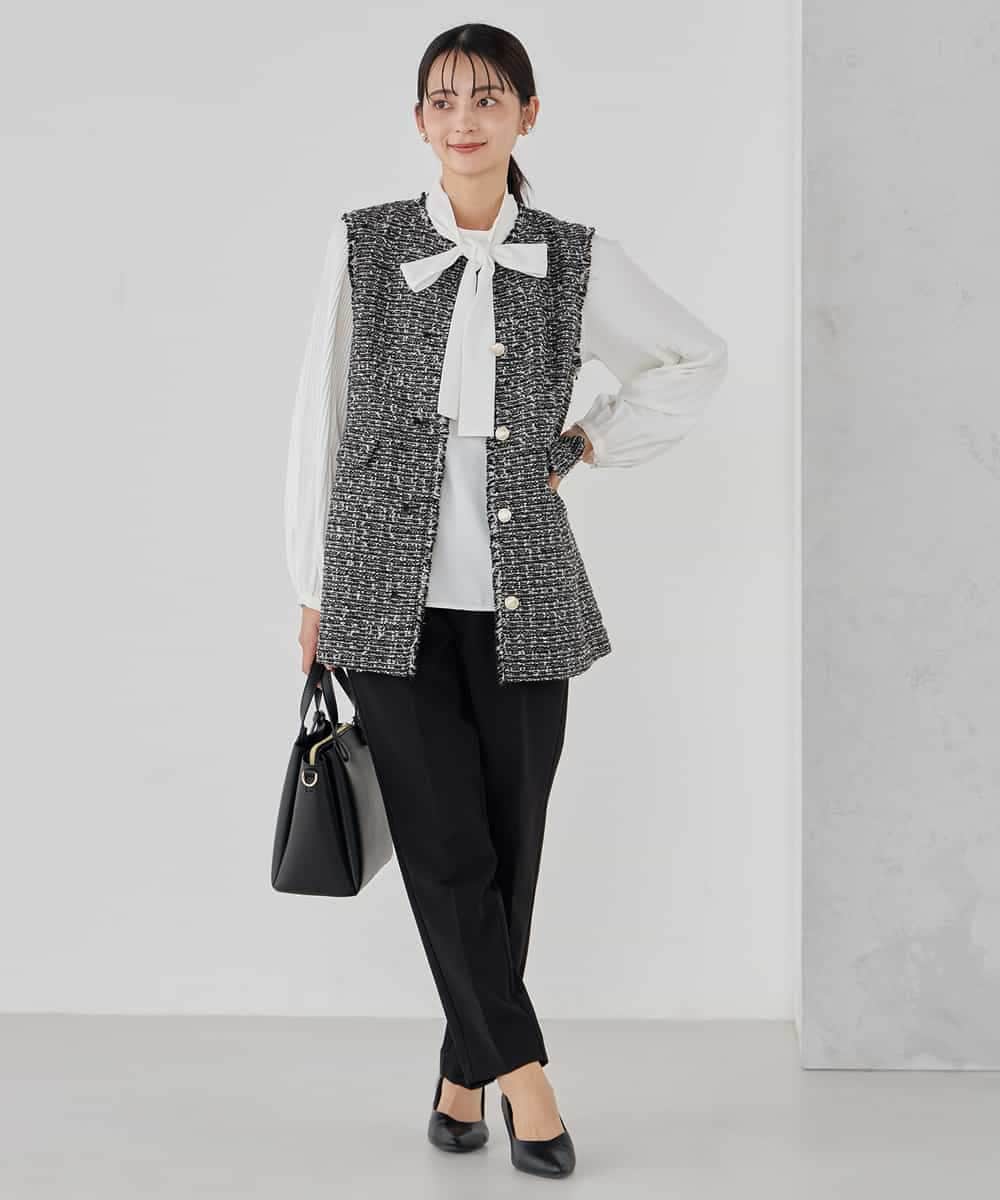 KBJCD01119 a.v.v(アー・ヴェ・ヴェ) ミックスツイードペプラムジレ アイボリー