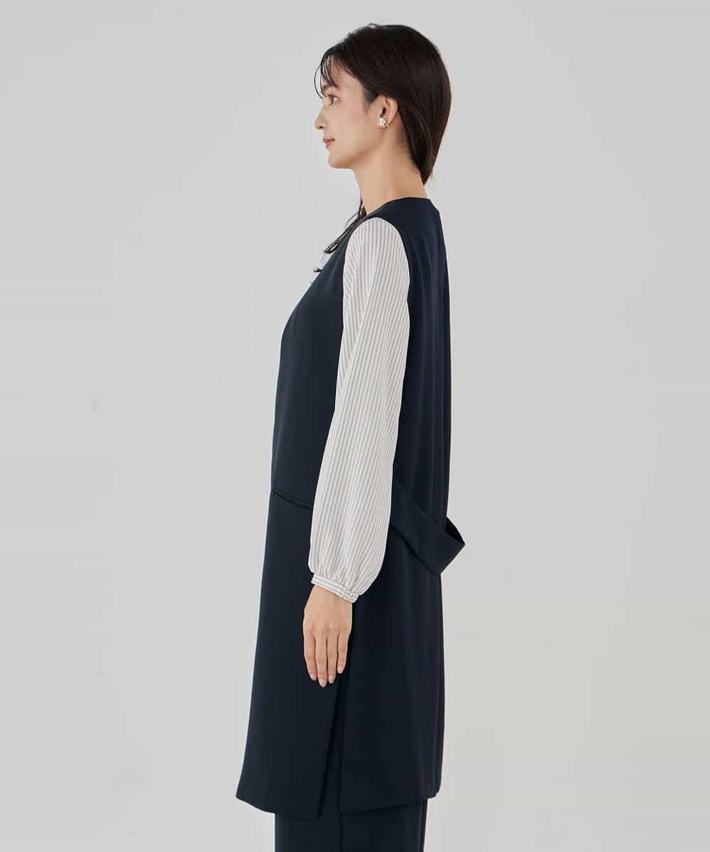 KBJCD04089 a.v.v(アー・ヴェ・ヴェ) サテンサイドスリットジレ【洗える/速乾/毛玉になりにくい/イージーケア】 ネイビー