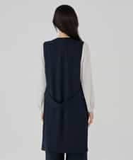 KBJCD04089 a.v.v(アー・ヴェ・ヴェ) サテンサイドスリットジレ【洗える/速乾/毛玉になりにくい/イージーケア】 ネイビー